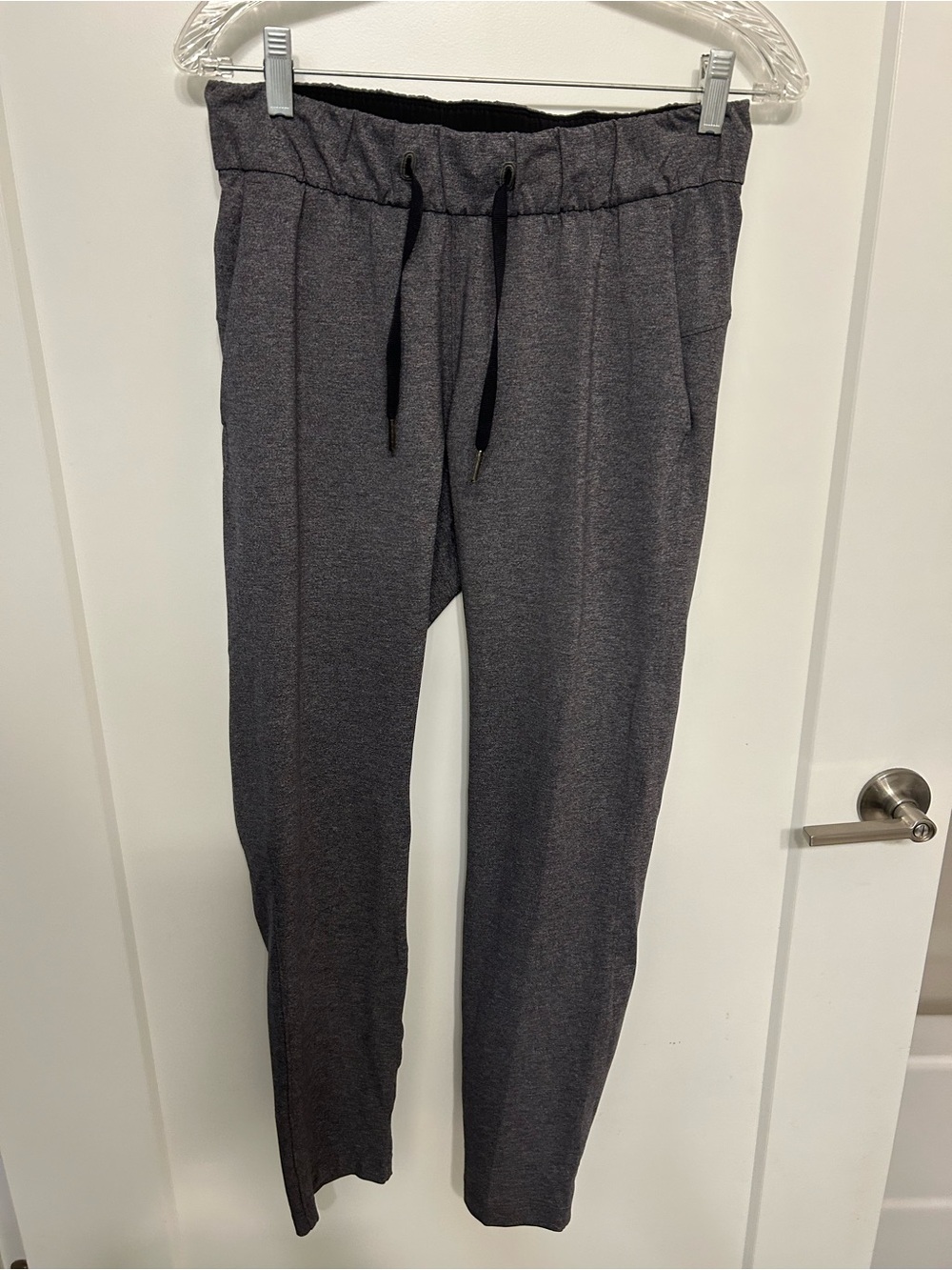 Lululemon On The Fly Pants in Heathered Black Gray - Picture 2 of 13